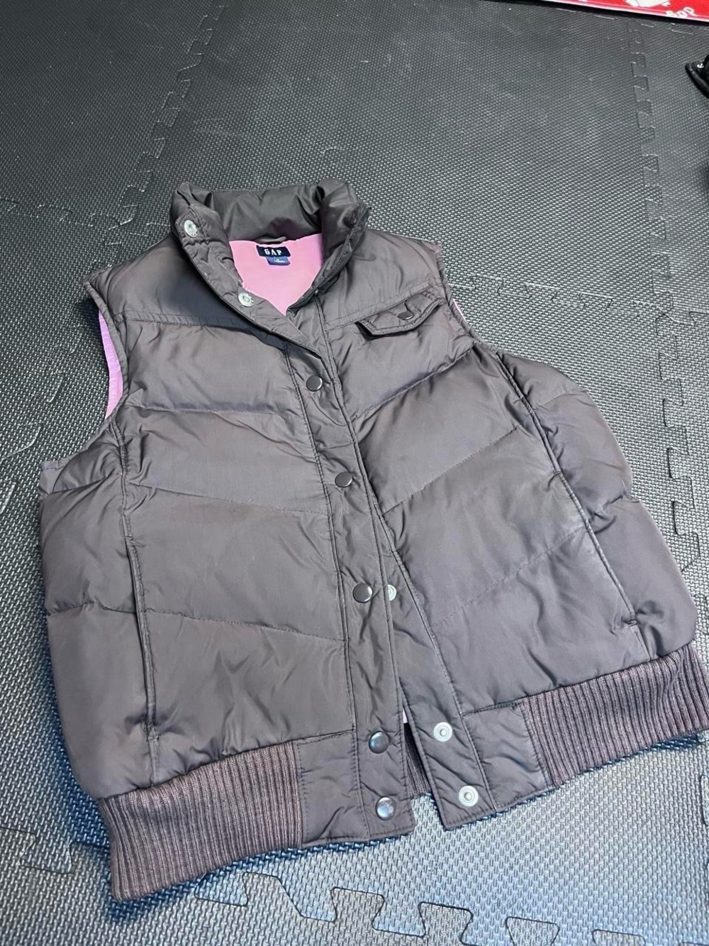 GAP Women’s Brown DOWN Puffer Vest - Insulated Quilted Sleeveless Jacket
